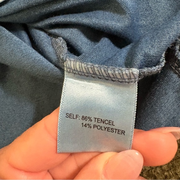 Puff sleeve denim color tshirt - Picture 10 of 10